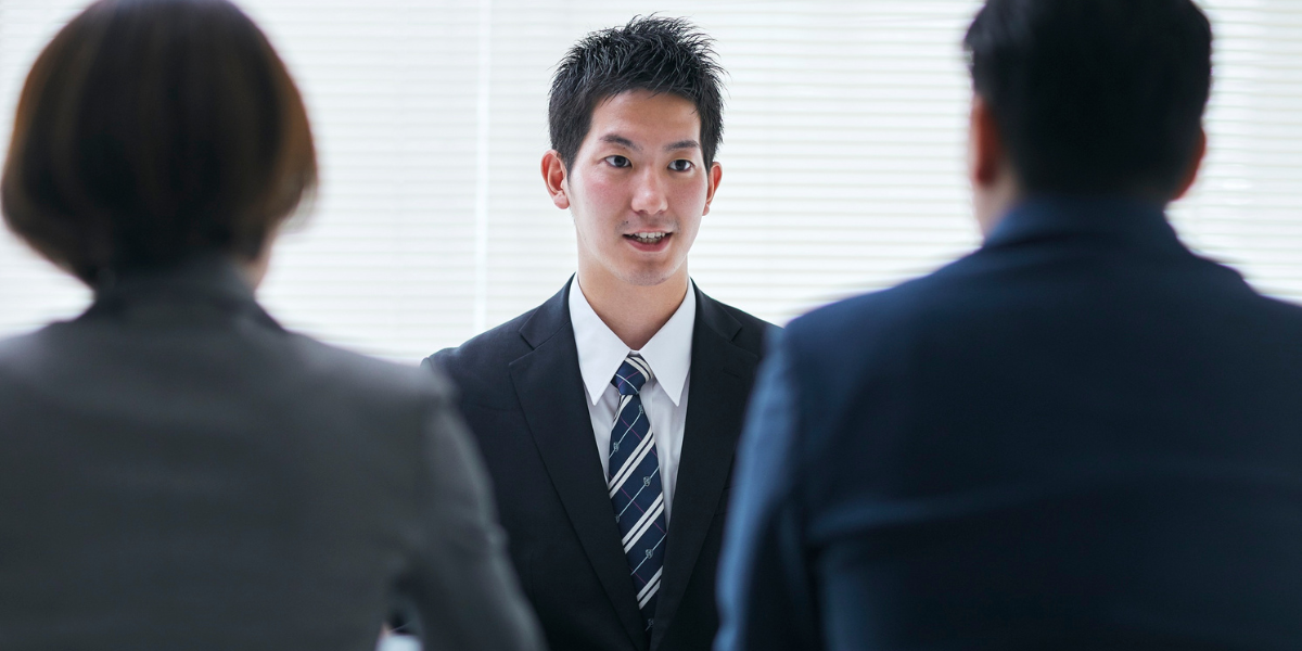 10 dicas práticas para aumentar sua chance de emprego ainda jovem
